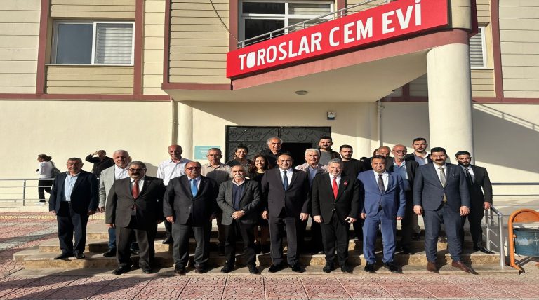MHP Mersin Milletvekili adayı Dr. Levent UYSAL Toroslar Cemevi’ni ziyaret etti.