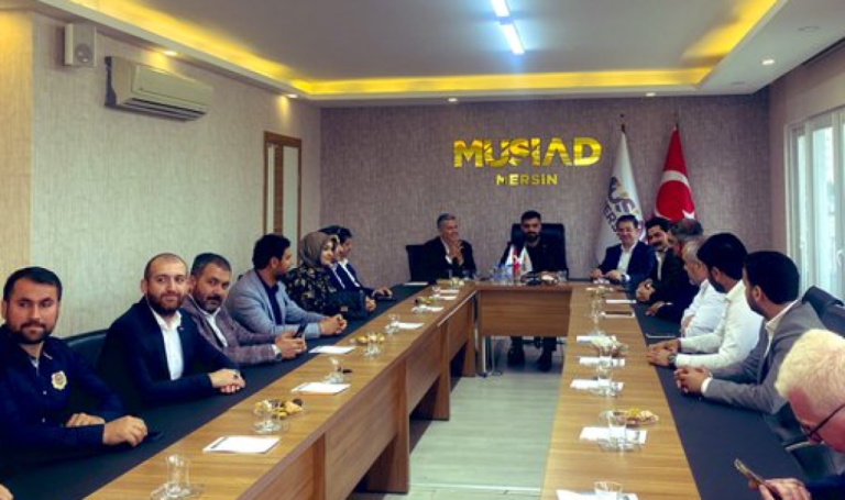 MHP Mersin Milletvekili adayı Dr. Levent UYSAL MÜSİAD’ı ziyaret etti.