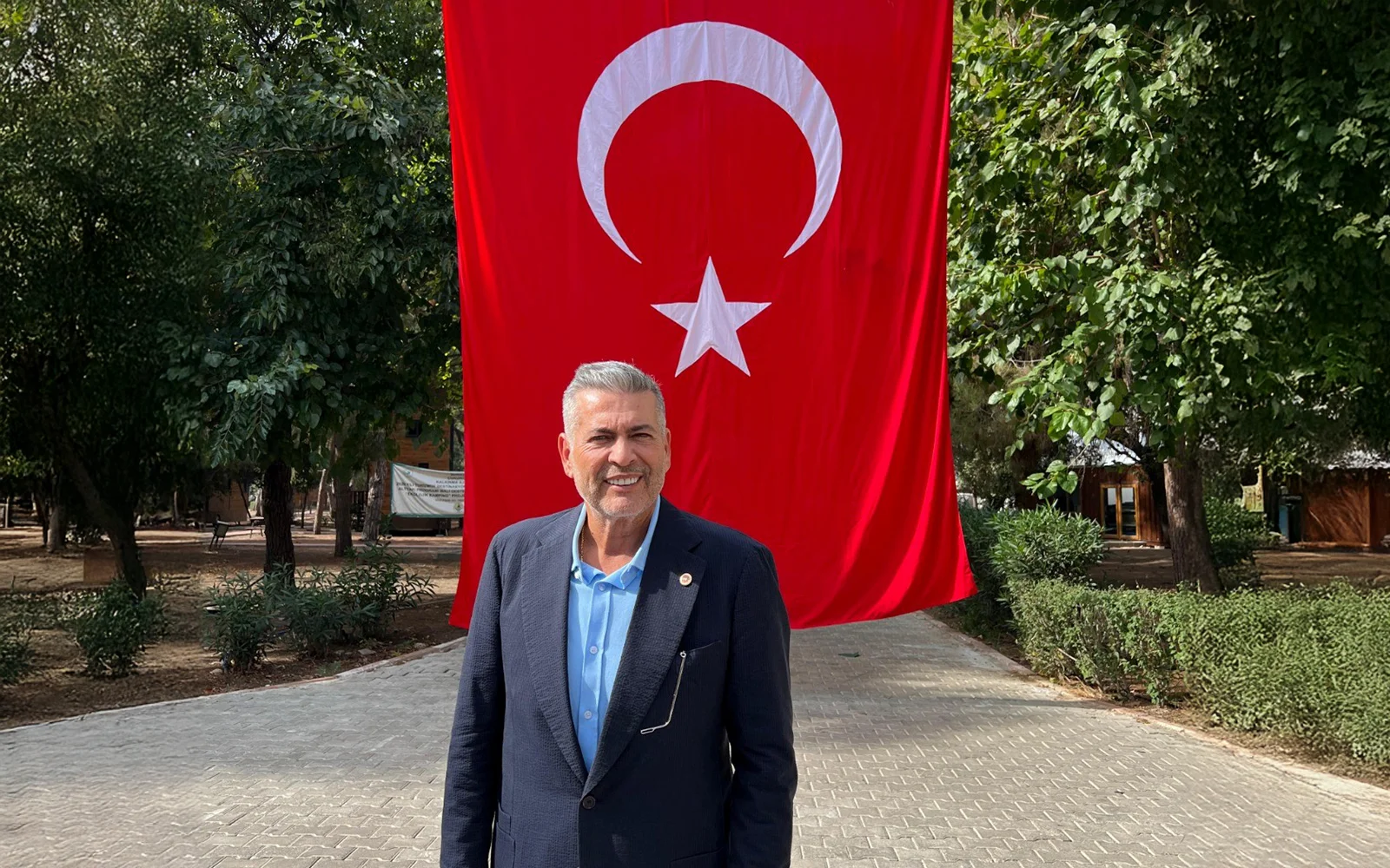 Milliyetçi Hareket Partisi Mersin Milletvekili Dr. Levent Uysal, 29 Ekim Cumhuriyet Bayramının 100. Yılı münasebetiyle mesaj yayımladı.