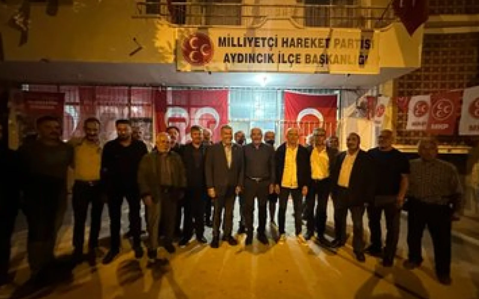 MHP Mersin Milletvekili adayı Dr. Levent UYSAL Aydıncı’lı hemşehrilerini ziyaret etti.