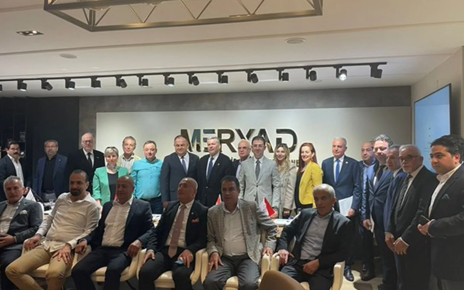 MHP Mersin Milletvekili adayı Dr. Levent UYSAL Mersin Yatırımcı İş İnsanları Derneği’ni ziyaret etti.